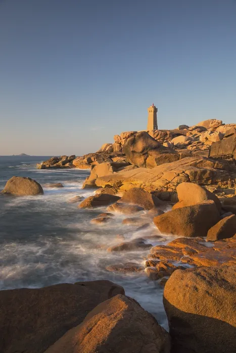 Framed Print : Lighthouse Mean Ruz at Ploumanach Framed Print : Lighthouse Mean Ruz at Ploumanach