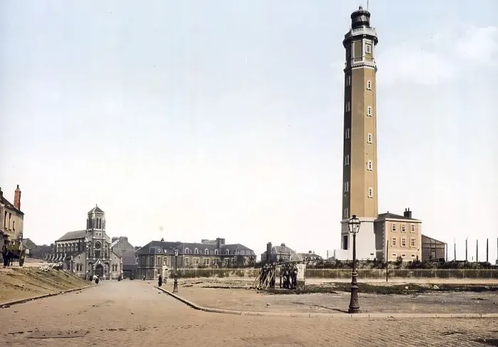 Framed Print : Lighthouse and St Peter's Church Framed Print : Lighthouse and St Peter's Church