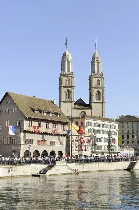 Framed Print : Limmat River, with Limmatquai quay and the Zunfthaus zum Rueden guildhall