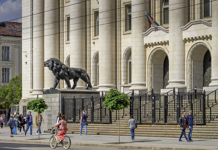 Framed Print : Lion sculpture, Palace of Justice Framed Print : Lion sculpture, Palace of Justice