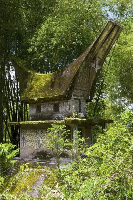 Framed Print : Lo'ko'mata burial site in the shape of a traditional Toraja house