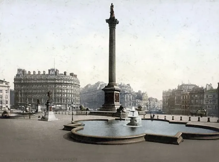 Framed Print : London. Trafalgar Square, England