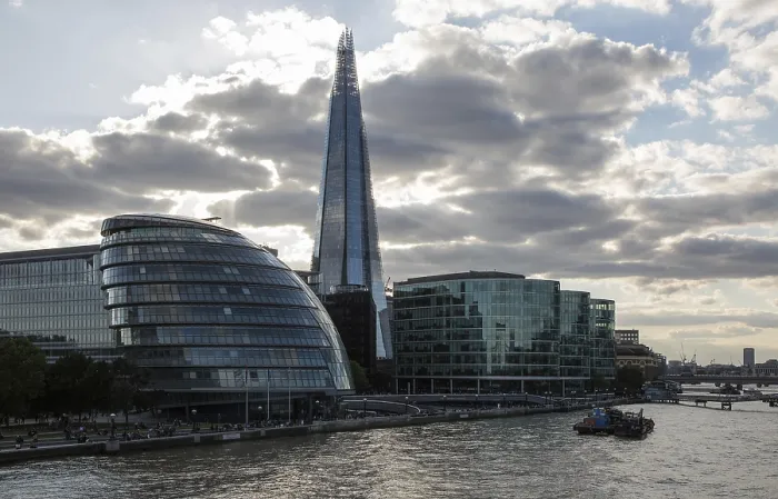Framed Print : London, view over the Thames, skyscraper THE SHARD 2009-2012 by Renzo Piano