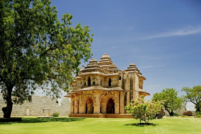 Framed Print : Lotus Mahal, Hampi, Vijayanagar