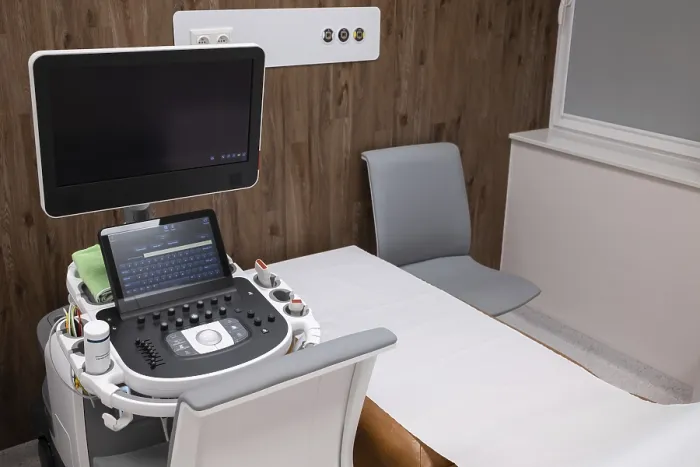 Framed Print : LUBIN, POLAND - JANUARY 22, 2025: Echocardiograph - a modern medical device in the hospital Framed Print : LUBIN, POLAND - JANUARY 22, 2025: Echocardiograph - a modern medical device in the hospital