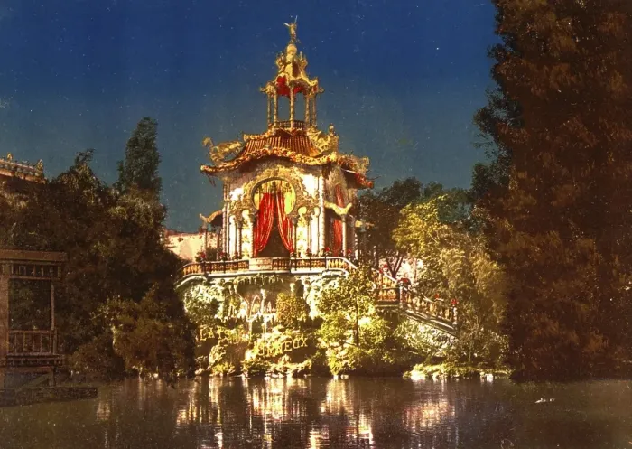 Framed Print : The Lumineux Palace, Universal Exhibition, 1900, Paris, France, Historical, c. 1900, digitally restored reproduction from a 19th century original, Europe