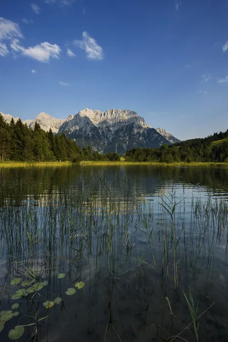 Framed Print : Luttensee in front of the Karwendel Framed Print : Luttensee in front of the Karwendel