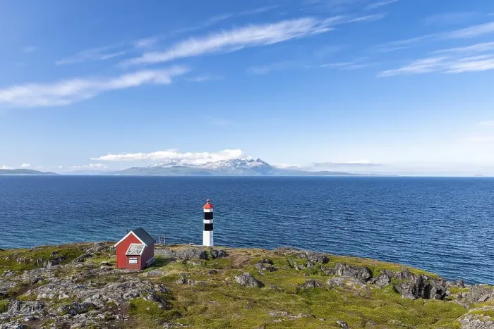 Framed Print : Lyngstuva Lighthouse, Lyngen, Lyngenfjord