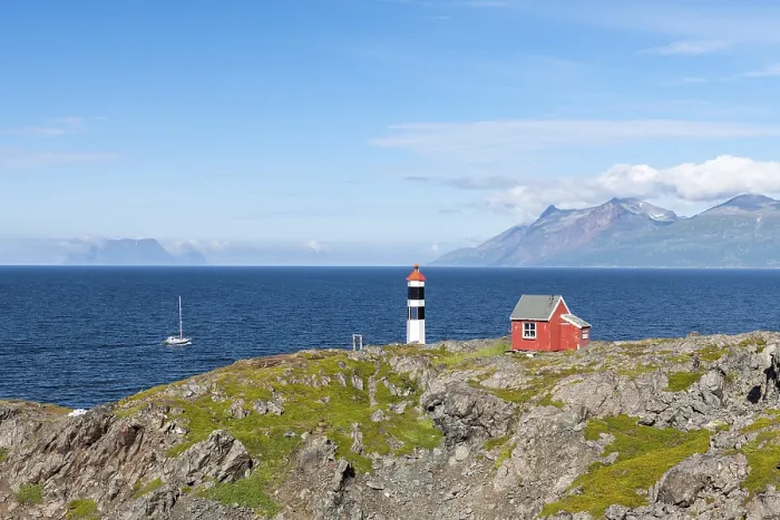 Framed Print : Lyngstuva Lighthouse, Lyngen, Lyngenfjord