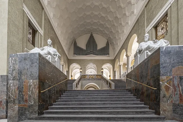 Framed Print : Magnificent entrance area of the University of Munich with marble staircase and sculptures