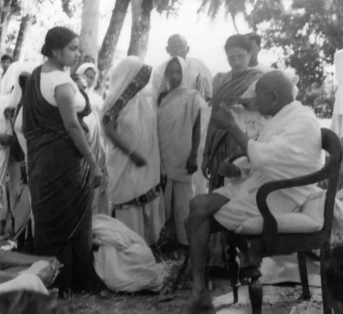 Framed Print : Mahatma Gandhi meeting weeping women riots between Hindus Muslims in Noakhali East Bengal November 1946 Sucheta Kripalani