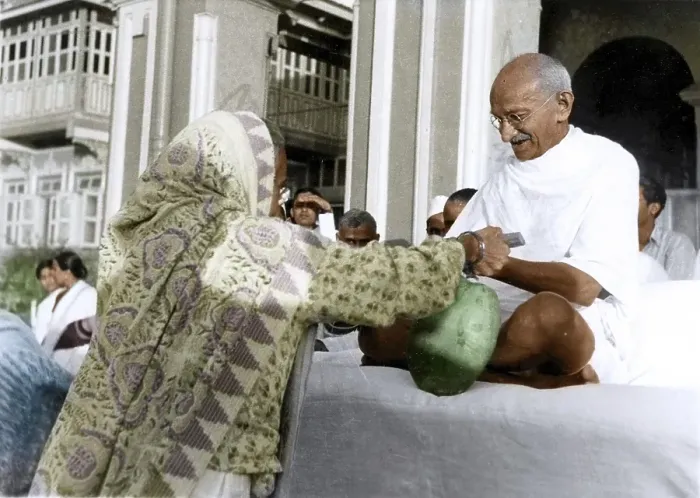 Framed Print : Mahatma Gandhi at public prayer meeting, Rungta House, Mumbai, Maharashtra, India, Asia, September 1944, Asia