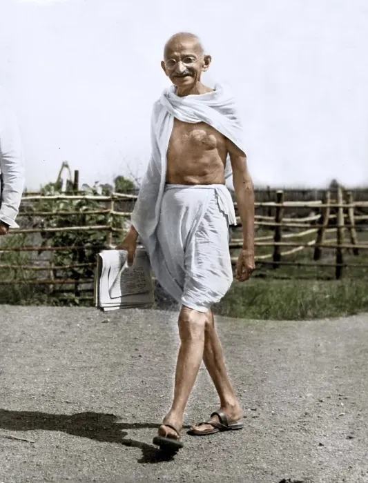 Framed Print : Mahatma Gandhi at Satyagraha Ashram, Wardha, Maharashtra, India, Asia, 1945, Asia Framed Print : Mahatma Gandhi at Satyagraha Ashram, Wardha, Maharashtra, India, Asia, 1945, Asia