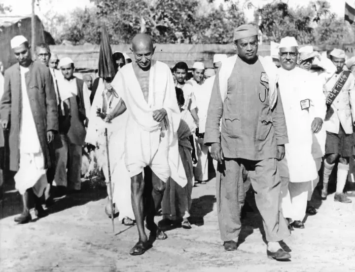 Framed Print : Mahatma Gandhi visiting an exhibition at Ramgarh Congress, March 1940