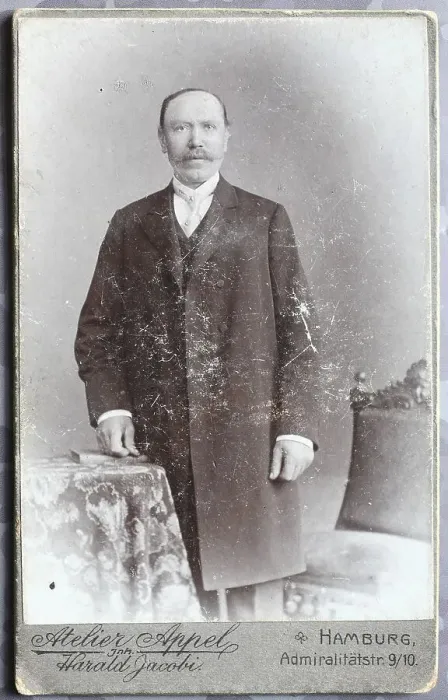 Framed Print : Man, teacher, visit format, Carte de Visite Framed Print : Man, teacher, visit format, Carte de Visite