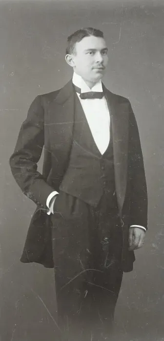 Framed Print : Man, visit format, Carte de Visite