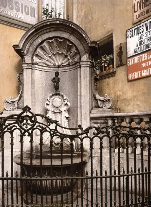 Framed Print : The Manneken Pis, Brussels, Belgium