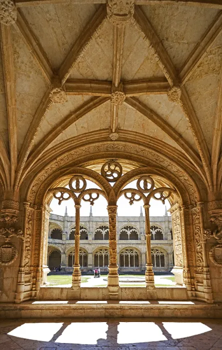 Framed Print : Manueline Cloister of Joao de Castilhos
