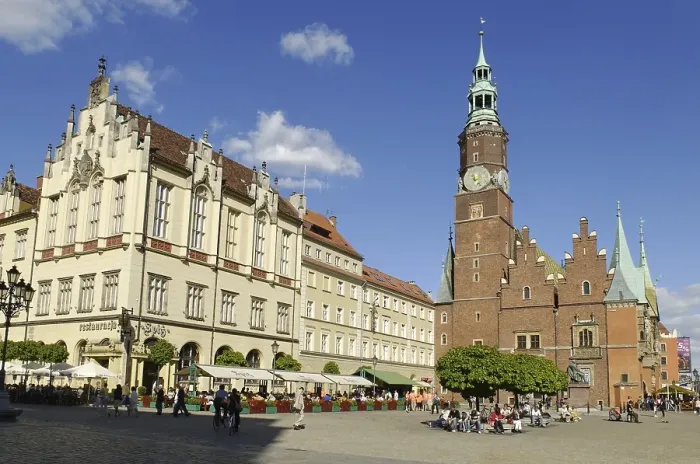 Framed Print : Market square, rynek of Wroclaw with town hall Framed Print : Market square, rynek of Wroclaw with town hall