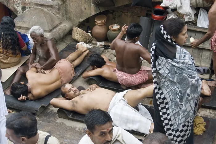 Framed Print : Massage at Babu Ghat, Kolkata, West Bengal, India Framed Print : Massage at Babu Ghat, Kolkata, West Bengal, India
