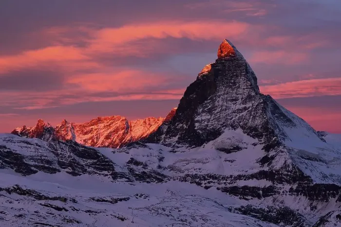 Framed Print : Matterhorn at dawn, sunrise, Valais Alps Framed Print : Matterhorn at dawn, sunrise, Valais Alps