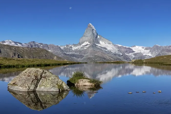 Framed Print : Matterhorn reflected in the Stellisee