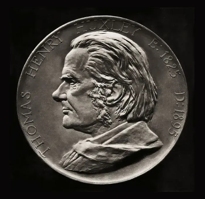 Framed Print : Medallion portrait of Thomas Henry Huxley Framed Print : Medallion portrait of Thomas Henry Huxley
