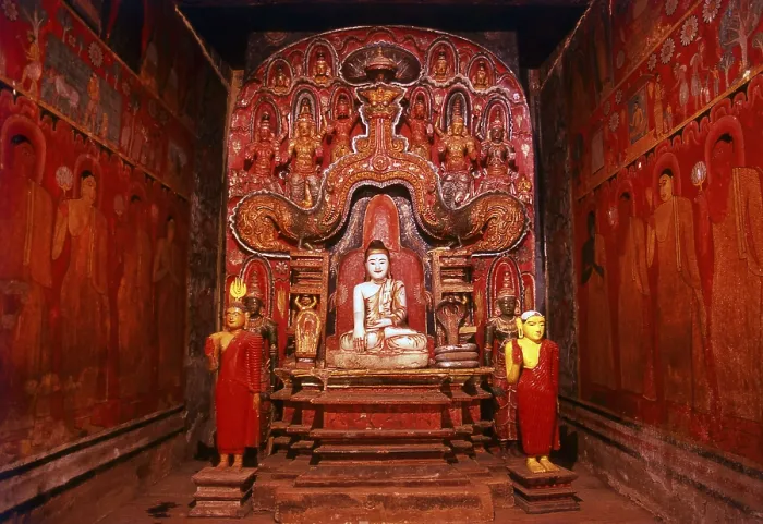 Framed Print : The Medawala Rajamaha Viharaya or Tempitiya Vihara