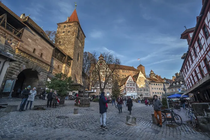 Framed Print : Medieval Tiergartnertorturm