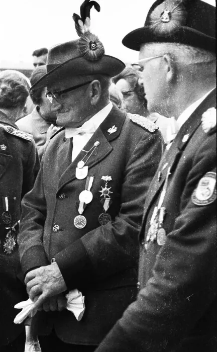 Framed Print : Meeting of displaced persons from Waldenburg