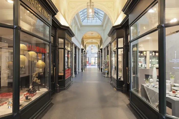 Framed Print : Mellin Passage, Alster Arcades