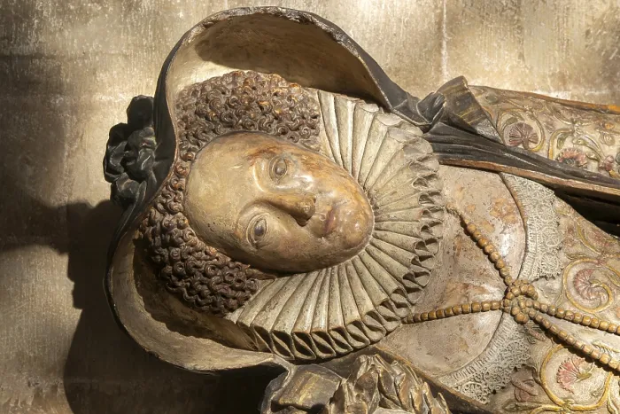 Framed Print : Detail of memorial tomb effigy Lady Dodderidge dies 1617