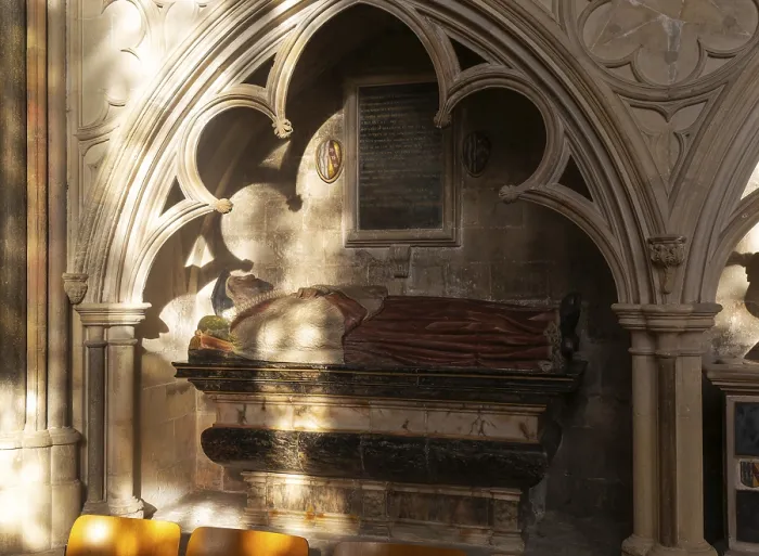 Framed Print : Memorial tomb effigy Sir John Dodderidge