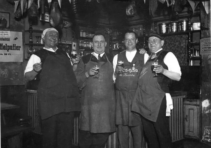 Framed Print : Four men drink beer in a pub, 1920s Framed Print : Four men drink beer in a pub, 1920s