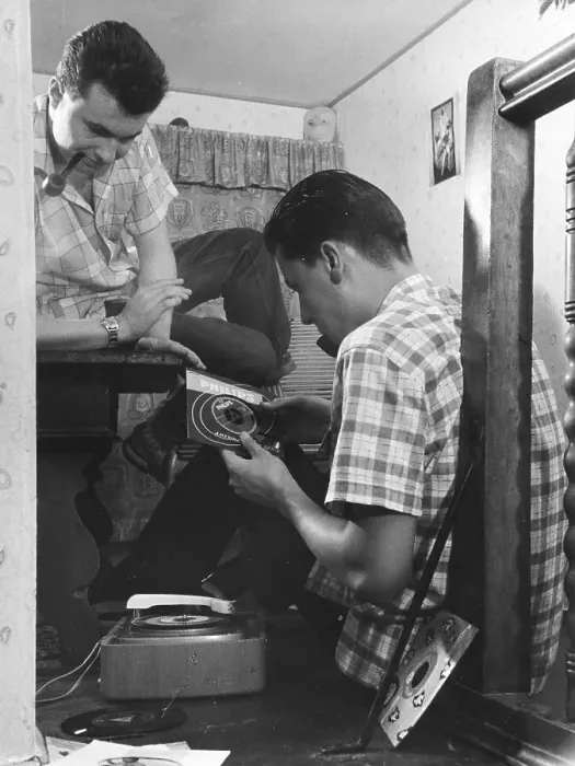 Framed Print : Men with pipe and old turntable Framed Print : Men with pipe and old turntable