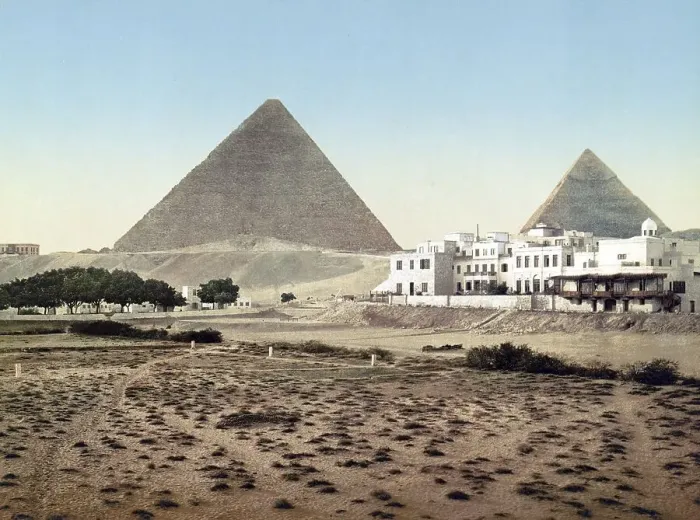 Framed Print : The Menahouse Hotel at the Pyramids