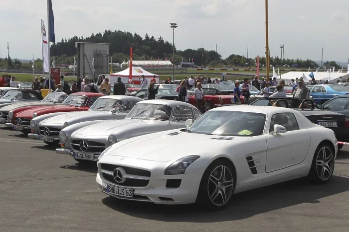 Framed Print : Mercedes SLS next to Mercedes 300 SL gullwing