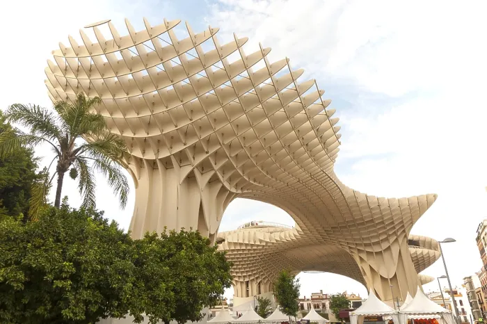 Framed Print : Metropol Parasol wooden structure in La Encarnacion square Framed Print : Metropol Parasol wooden structure in La Encarnacion square
