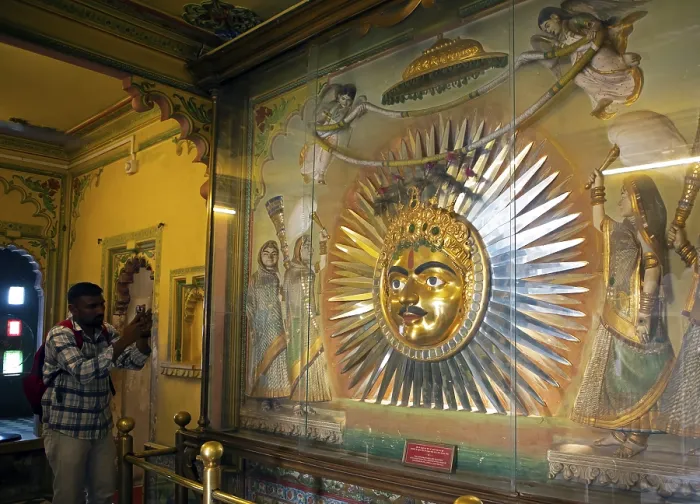 Framed Print : Mewad kingdom mask, sun god symbol in the City Palace Museum
