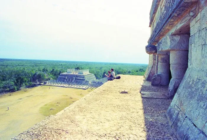 Framed Print : Mexico: The Mayan temple complex of Chincheniza in the state of Chiapas Framed Print : Mexico: The Mayan temple complex of Chincheniza in the state of Chiapas