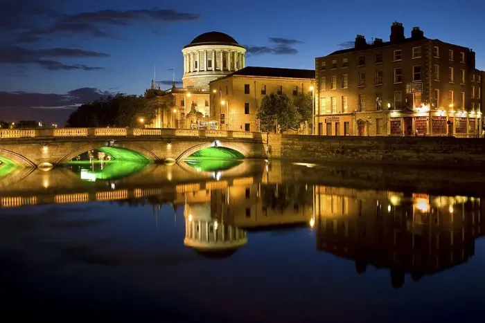 Framed Print : Ministry of Justice on the River Liffey
