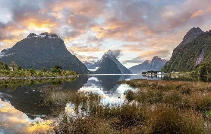 Framed Print : Mitre Peak, reflection in water Framed Print : Mitre Peak, reflection in water