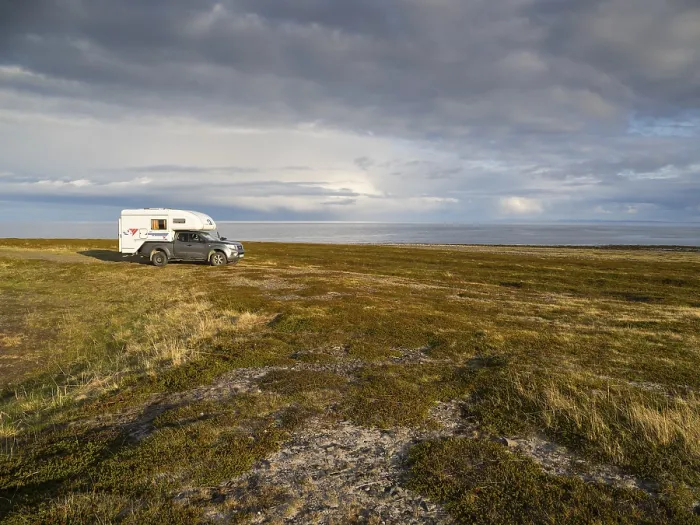 Framed Print : Mobile Camper parked near the Arctic Ocean shore