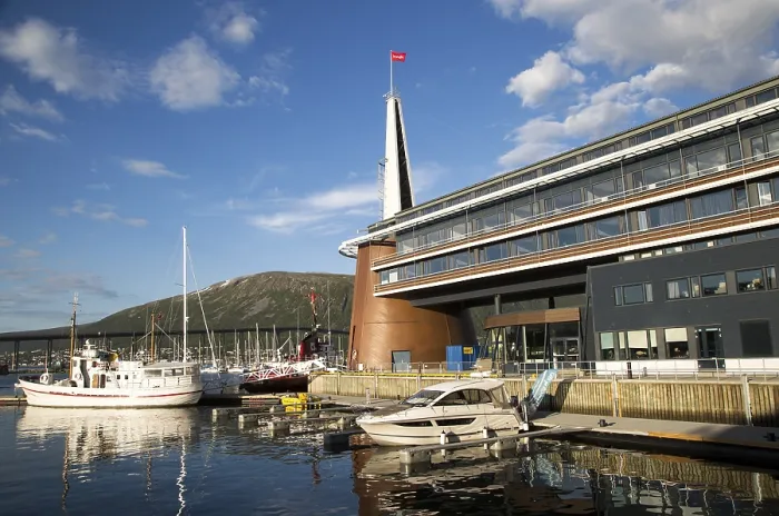 Framed Print : Modern architecture of Scandic Hotel with boats in harbour