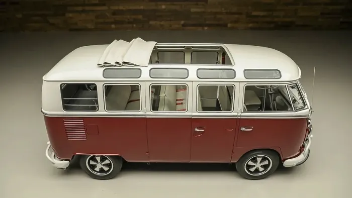 Framed Print : A modern refurbished Volkswagen Bus T1 Samba Framed Print : A modern refurbished Volkswagen Bus T1 Samba