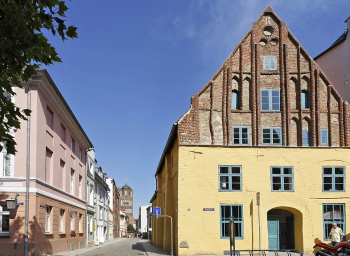 Framed Print : Moenchstrasse ('Monk Street')