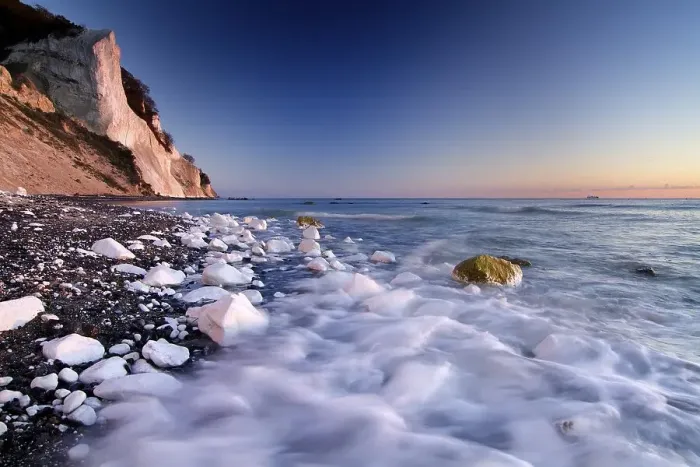 Framed Print : Moens Klint chalk cliffs at dawn