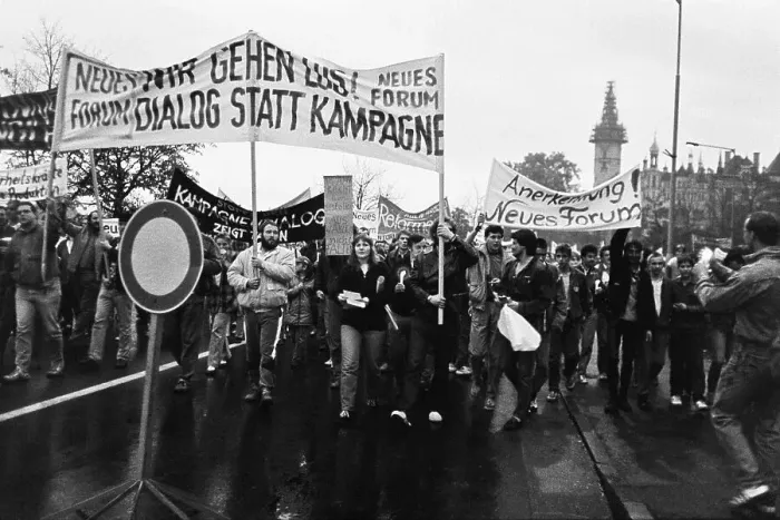 Framed Print : Monday protest in October 1989 in Schwerin Framed Print : Monday protest in October 1989 in Schwerin