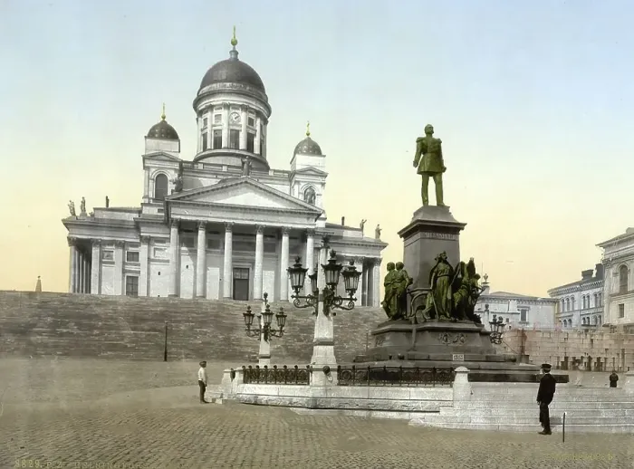 Framed Print : Monument of Alexander II, Helsingfors