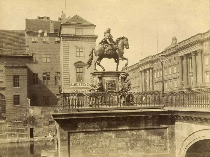 Framed Print : Monument to Frederick William I in Berlin